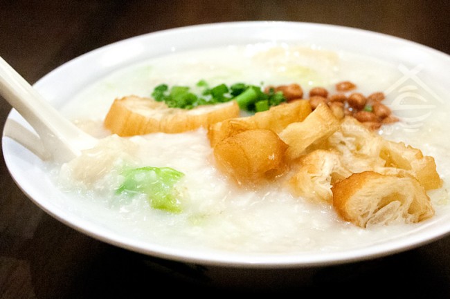 Congee-with-Pork-Dried-Squid-Pigs-Skin-&-Peanuts_Legendary-Hong-Kong