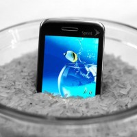wet cellphone in rice