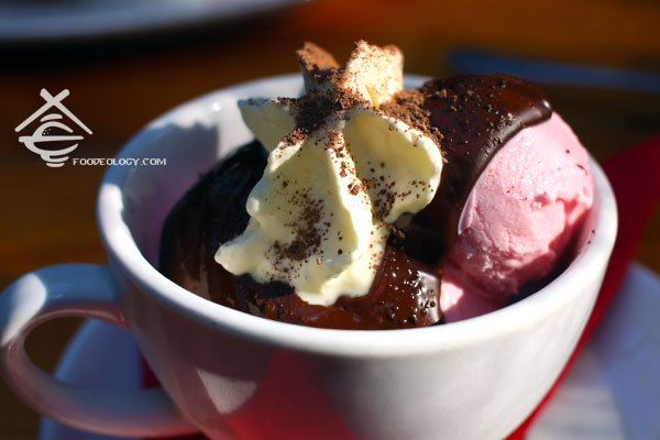 Strawberry-Icecream-2_Chocolate-Mill