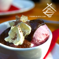 Strawberry-Icecream-with-Hot-Chilli-Chocolate