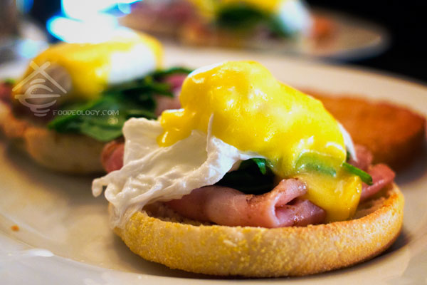 Egg-Benedict_The-Empire-Cafe-Gallery
