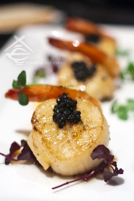 Pan-seared-Prawns-and-Scallops-on-Onion-Confit_Covelli
