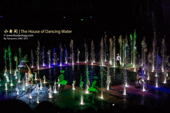 The-House-of-Dancing-Water-Macau