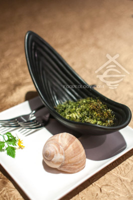 Herb-crusted-mushroom-escargot_The-Clan