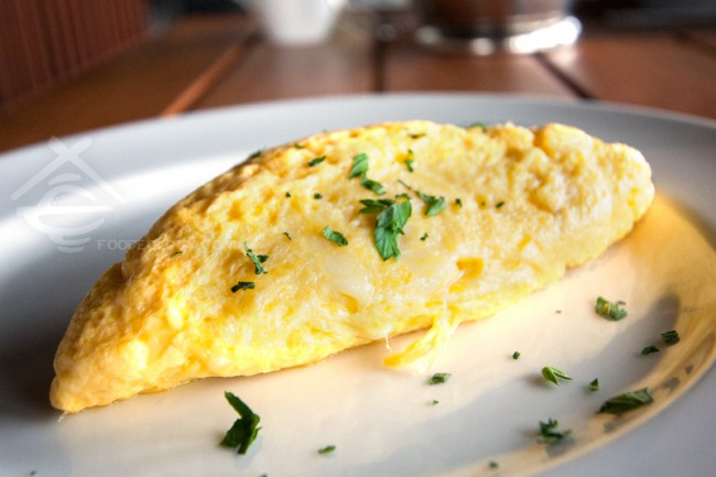 Egg-Omelette_H-Bistro