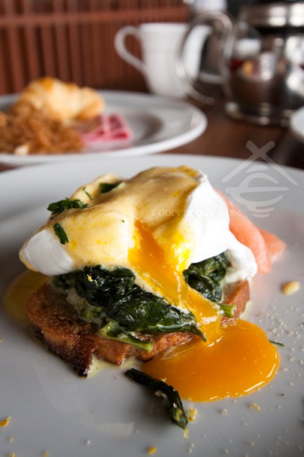 Eggs-Bennedict_H-Bistro
